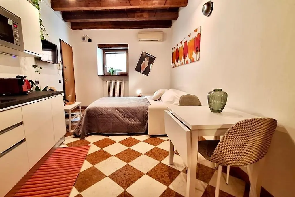 Gli Archi Di Luisa - Centro Verona 0*,  Italy
